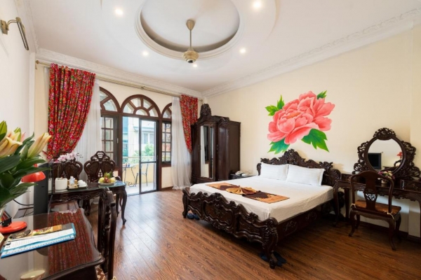 Hanoi Little Town Hotel