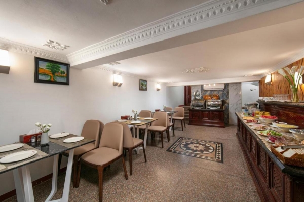 Little Diamond Hotel