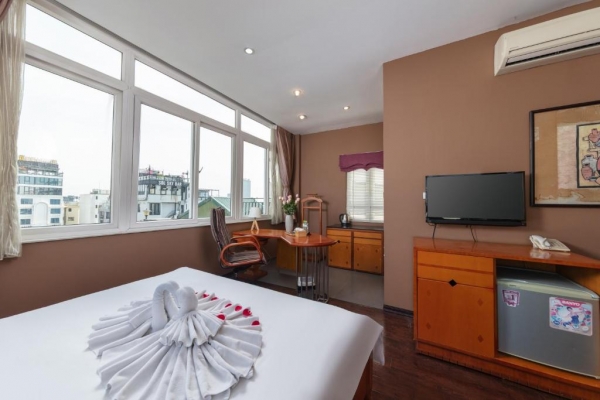 Golden Sunshine Villa Hotel and Travel