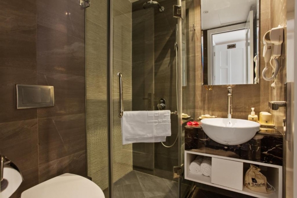Hanoi La Storia Hotel