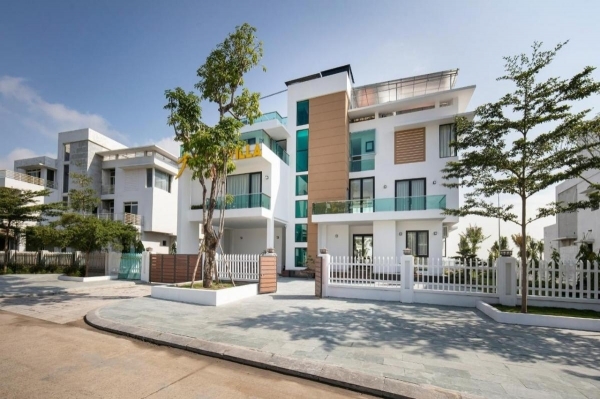 Tuan chau Kingly Villa