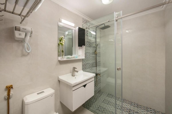 Little Diamond Hotel