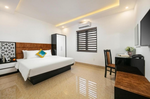 Tuan chau Kingly Villa